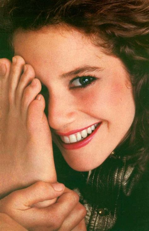 35 Portrait Photos of Debra Winger in the 1970s and ’80s